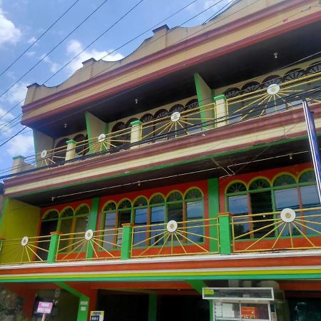 Oyo 90041 Hotel Sinar Lumayan Syariah 발릭파판 외부 사진