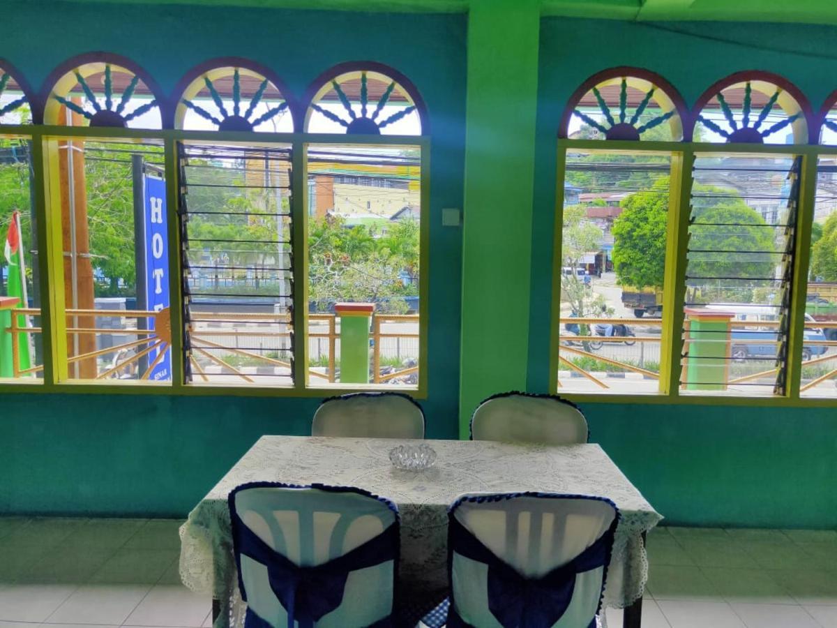 Oyo 90041 Hotel Sinar Lumayan Syariah 발릭파판 외부 사진