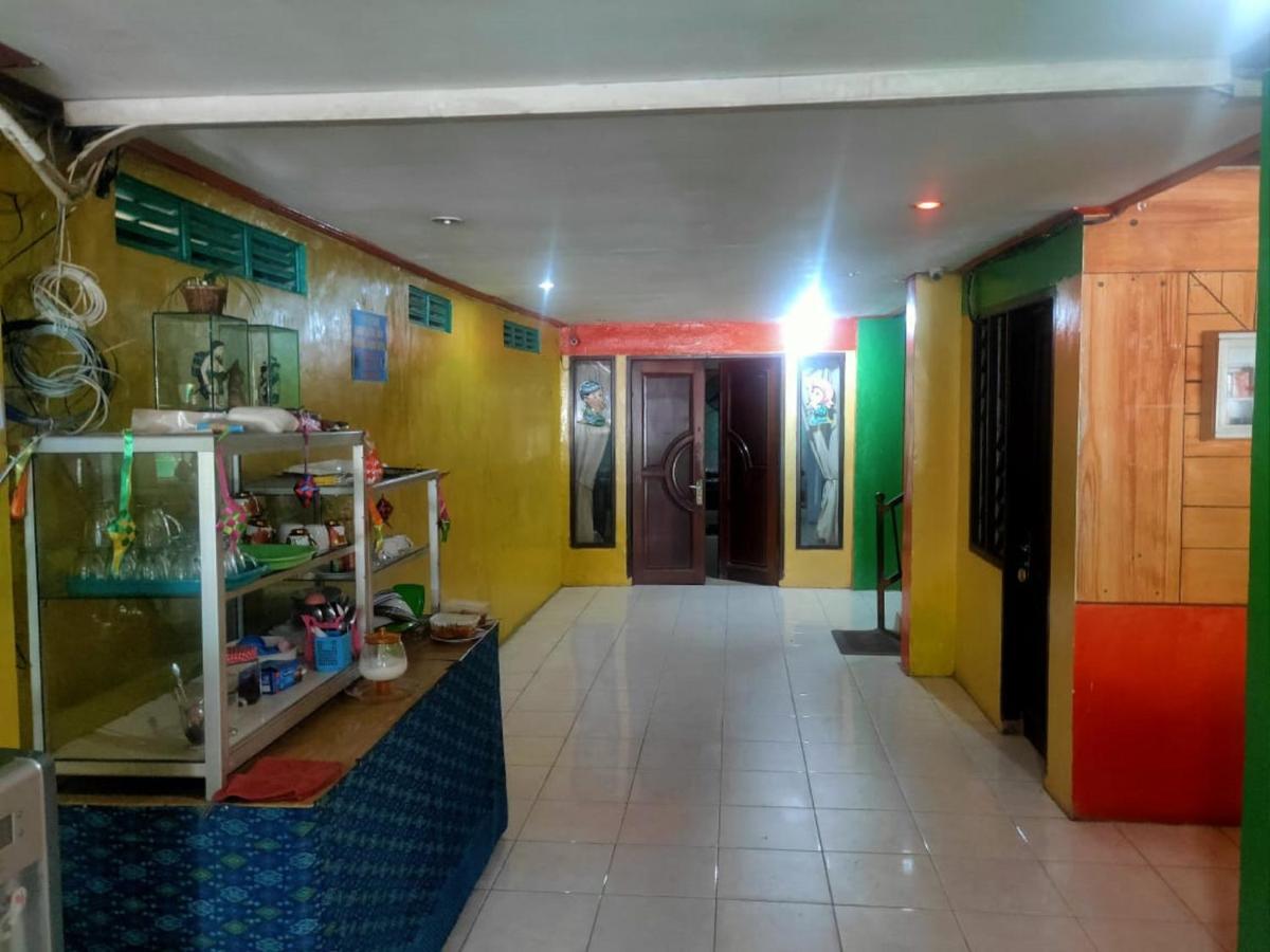 Oyo 90041 Hotel Sinar Lumayan Syariah 발릭파판 외부 사진