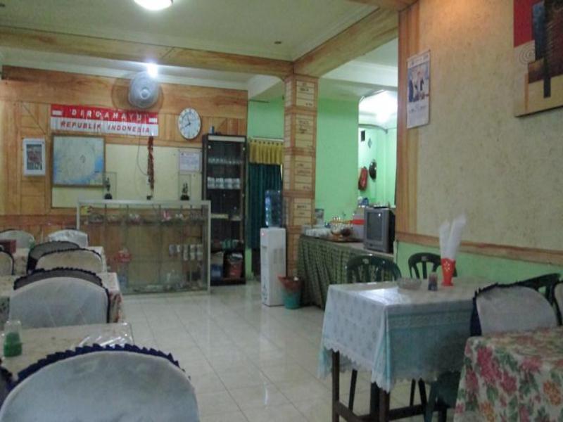 Oyo 90041 Hotel Sinar Lumayan Syariah 발릭파판 외부 사진